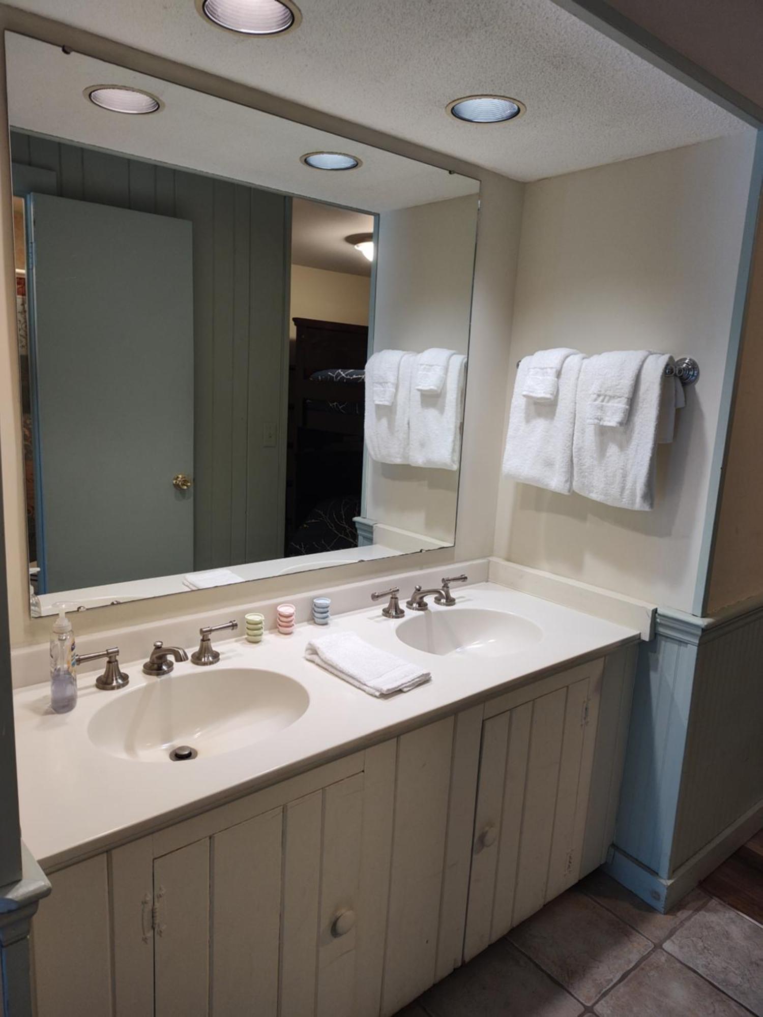Doveberry Inn West Dover Phòng bức ảnh
